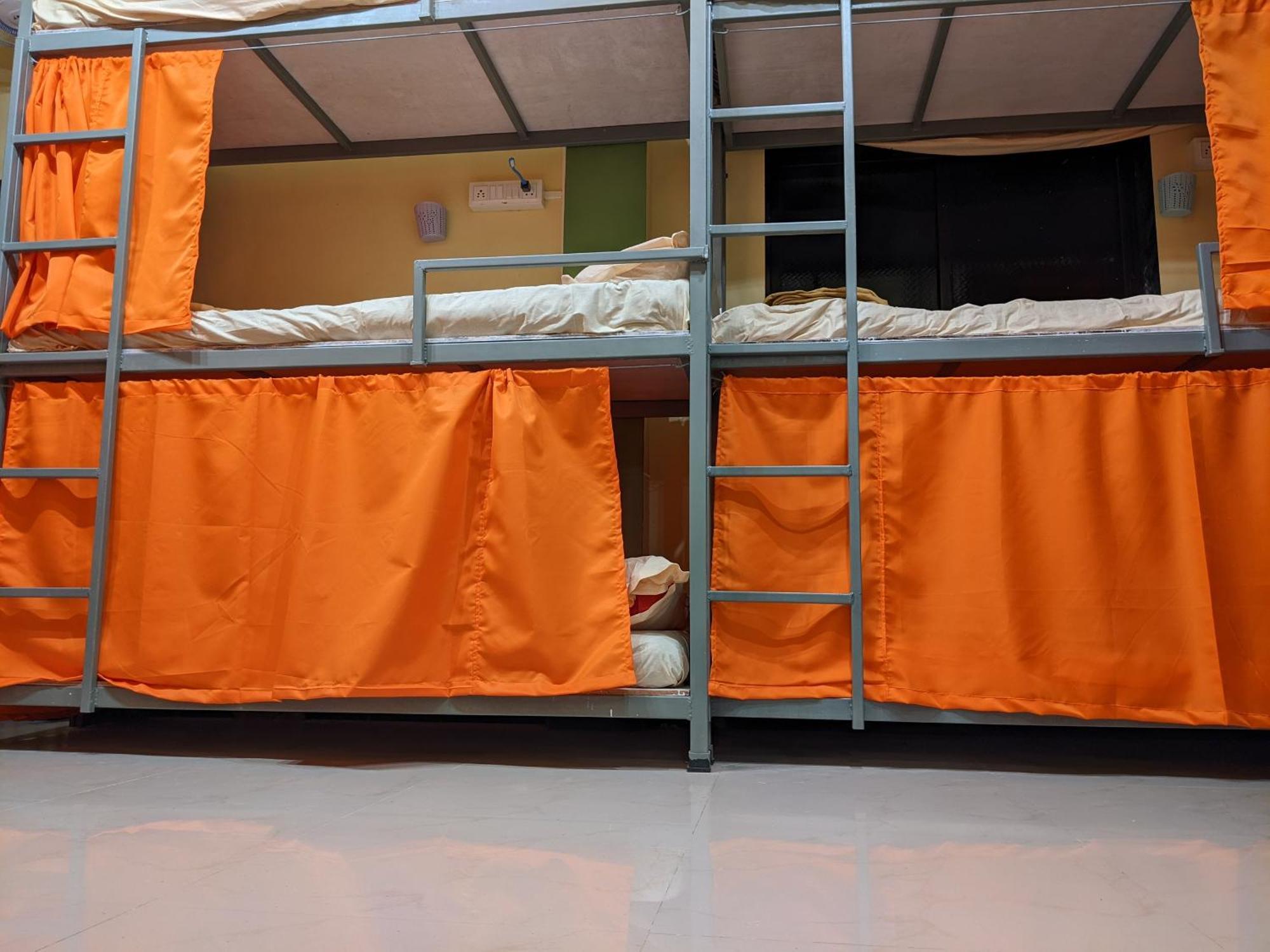 Awaara Backpackers Hostel, Alībāg Eksteriør bilde